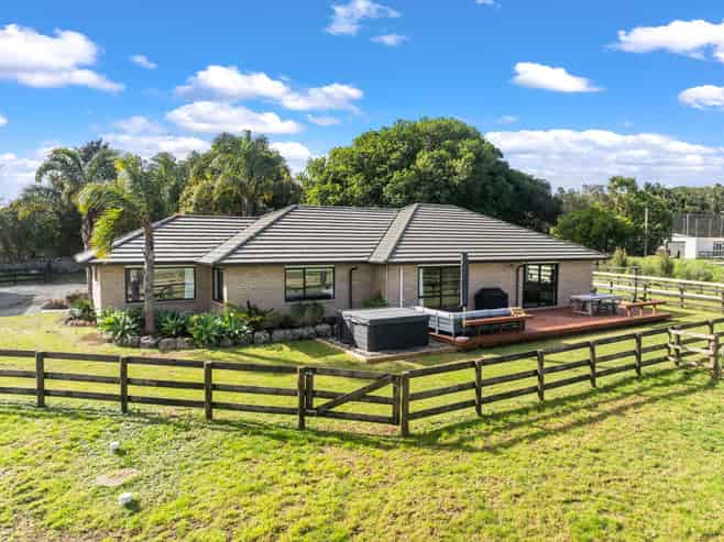 265 Whatitiri Road, MAUNGATAPERE