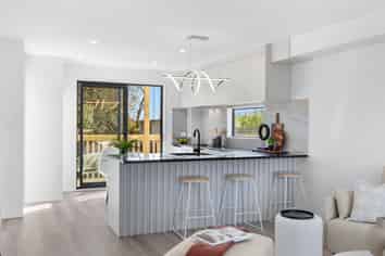 27D Barbados Drive, Unsworth Heights