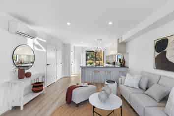 27D Barbados Drive, Unsworth Heights
