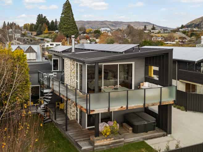 74 McDougall Street, Wanaka