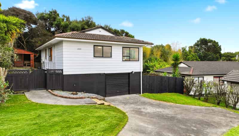 40 Holmes Drive South, Massey