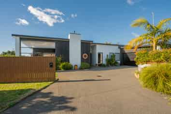 57 Awatira Drive, Papamoa