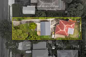209 Henderson Valley Road, Henderson