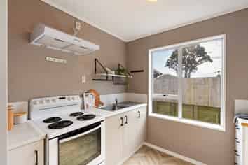 18A Bracken Road, Newlands