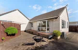 18A Bracken Road, Newlands