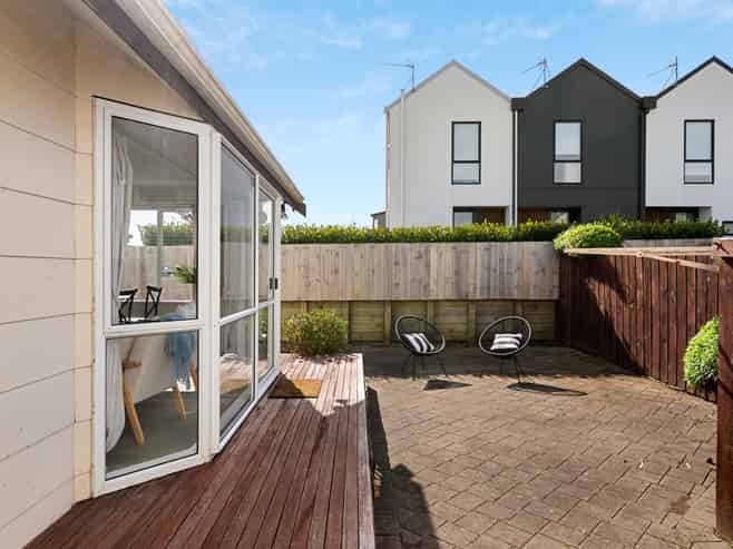 18A Bracken Road, Newlands