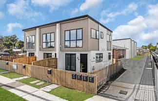 1/14 Kelvin Road, Papakura