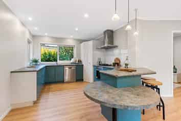 184 Charles Prevost Drive, The Gardens
