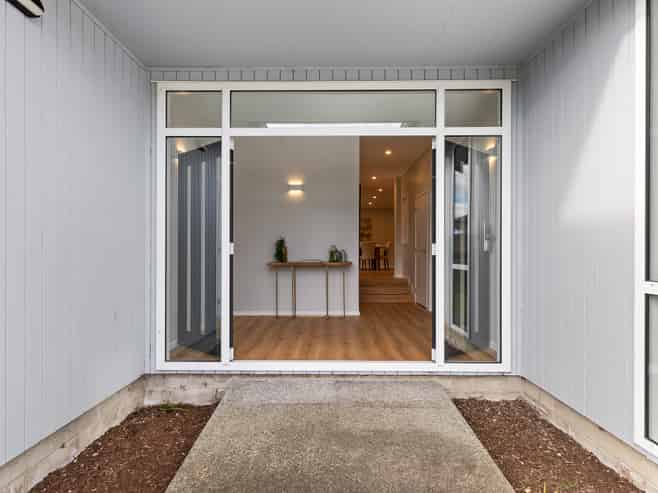 184 Charles Prevost Drive, The Gardens
