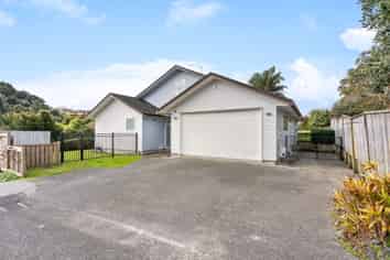 184 Charles Prevost Drive, The Gardens