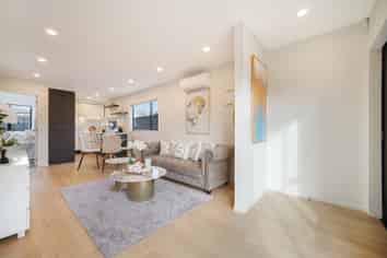 8/32 Tiraumea Drive, Pakuranga