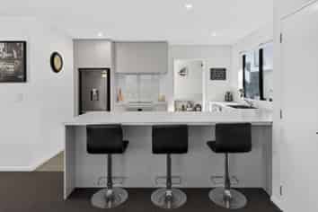 2/17 Rawhiti Avenue, New Brighton