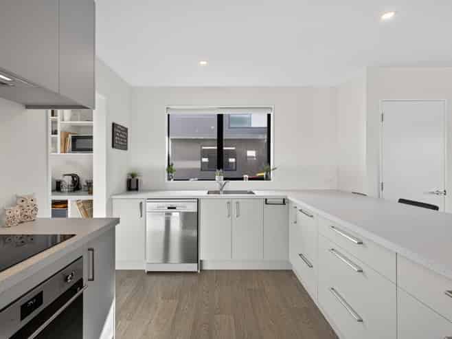 2/17 Rawhiti Avenue, New Brighton
