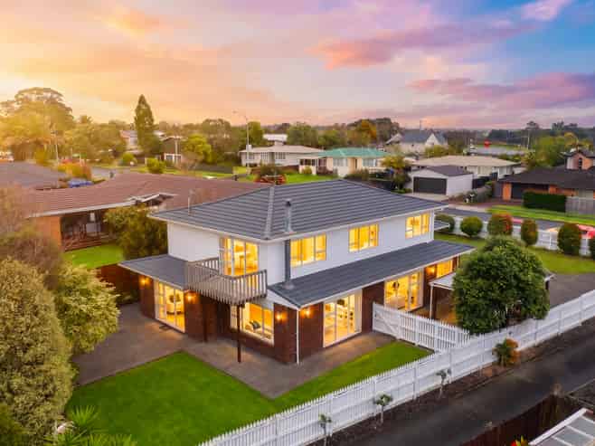 10 Wiseley Road, Hobsonville