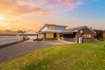 10 Wiseley Road, Hobsonville