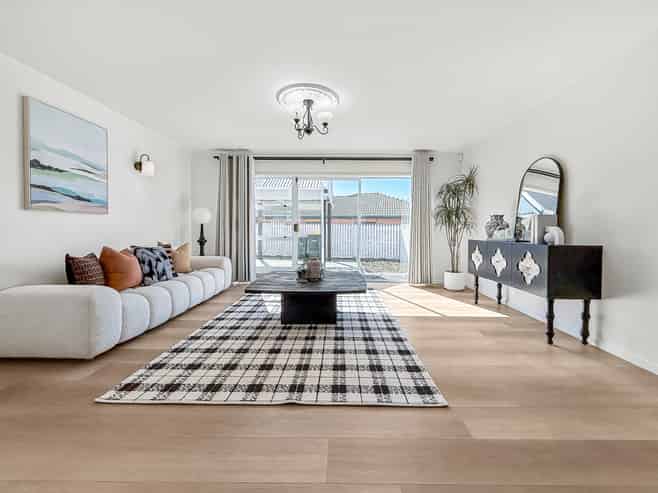 10 Wiseley Road, Hobsonville