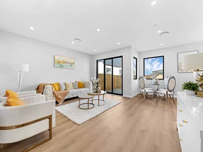 4 Taipahitini Road, Karaka