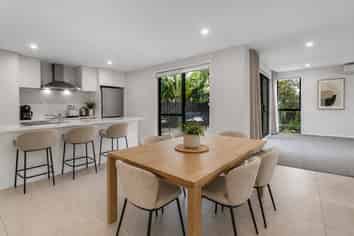 12A Rene Place, Sunnyhills