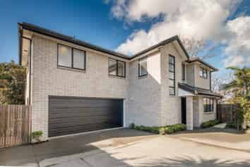 12A Rene Place, Sunnyhills