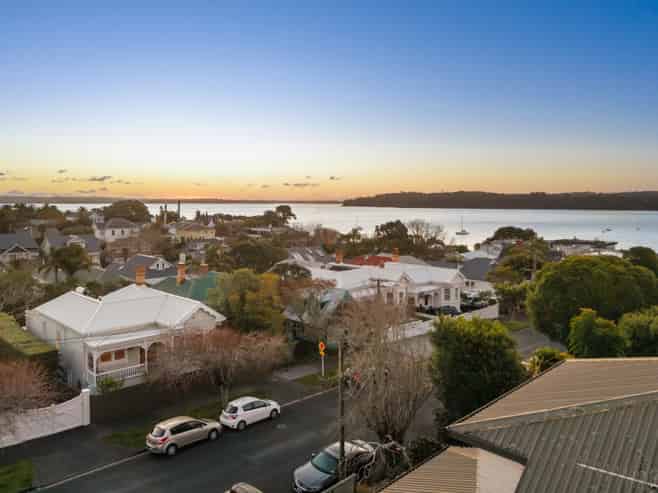 1/49 Sentinel Road, Herne Bay