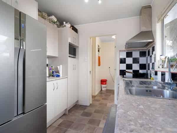 42A Farwood Drive, Henderson