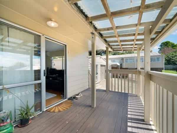 42A Farwood Drive, Henderson