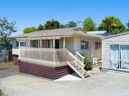 42A Farwood Drive, Henderson