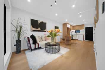 8B Von Sturmer Street, Mangere East