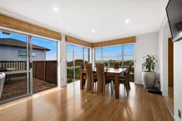 6 Jammen Drive, Massey