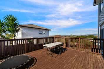 6 Jammen Drive, Massey