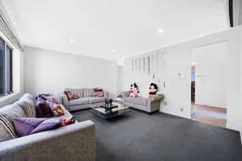 6 Jammen Drive, Massey