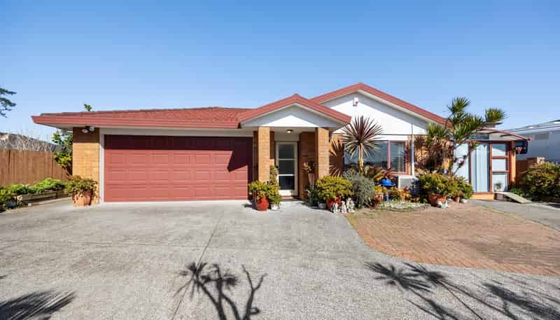 54 Greenberry Drive, Ranui