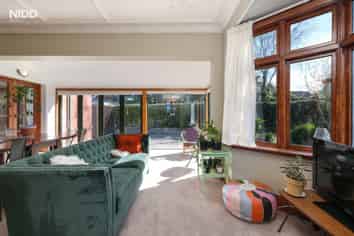 7 Leven Street, Roslyn