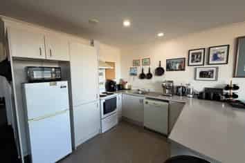 10/60 Parton Road, Papamoa