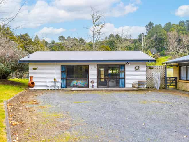 48 Mill Street, Kakahi