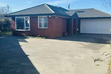 a/18 Sea Eagles Place, North New Brighton