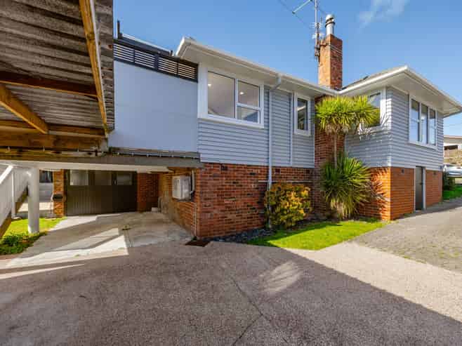 7 Gregory Place, Hillsborough
