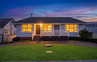 7 Gregory Place, Hillsborough