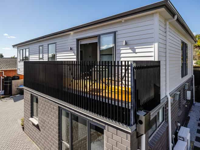 14A Gregory Place, Hillsborough