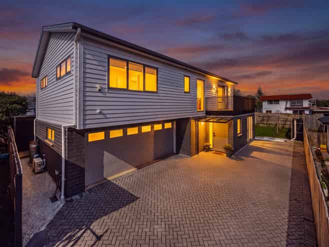 14A Gregory Place, Hillsborough
