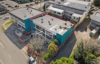 Safe Investment - Strong Tenant & High Yield