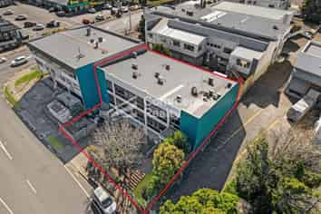 Safe Investment - Strong Tenant & High Yield