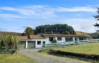 10003 State Highway One, Taihape and Surrounds