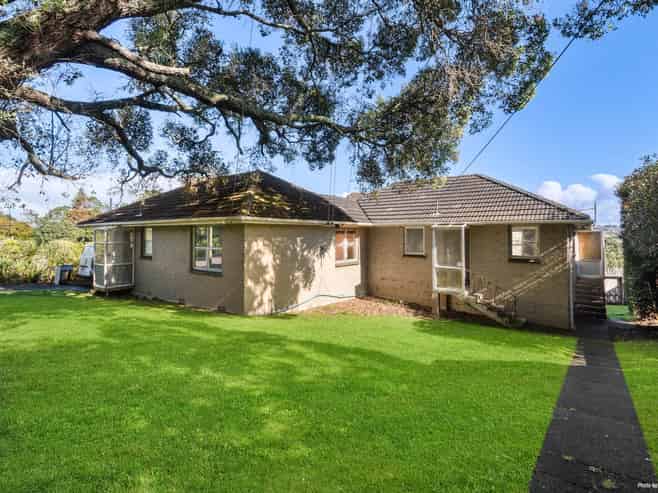 1 & 2 /42 Church Crescent, Panmure