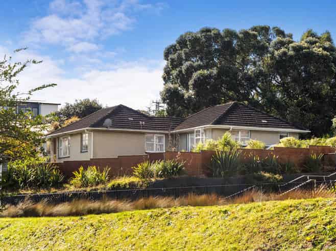 1 & 2 /42 Church Crescent, Panmure