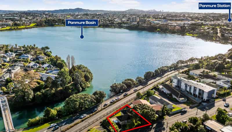 1 & 2 /42 Church Crescent, Panmure