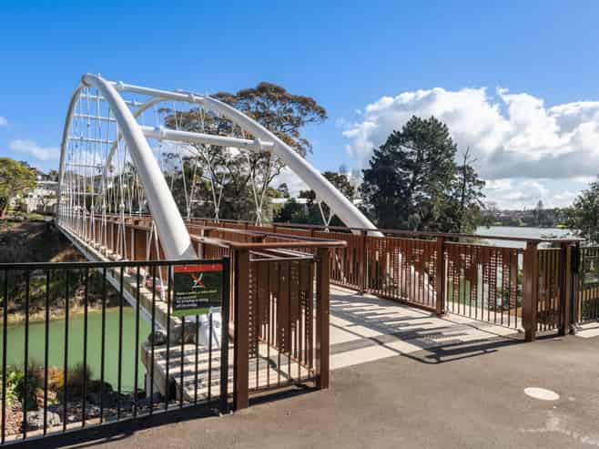 1 & 2 /42 Church Crescent, Panmure
