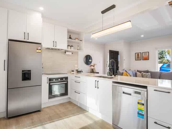 403B West Coast Road, Glen Eden