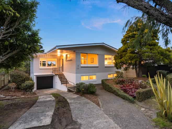 34 Holland Road, Hillcrest