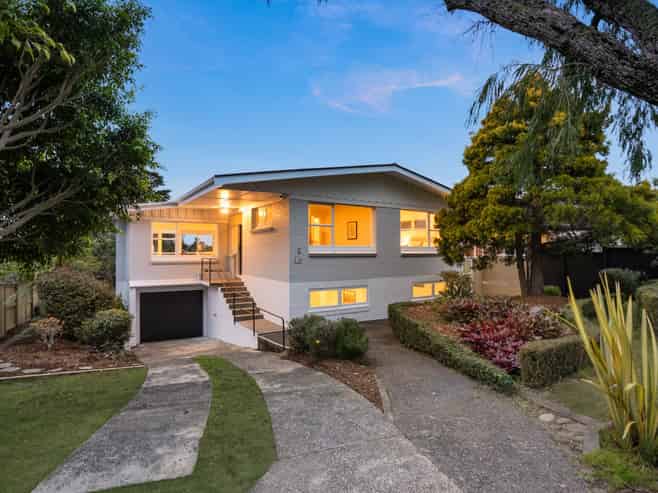 34 Holland Road, Hillcrest